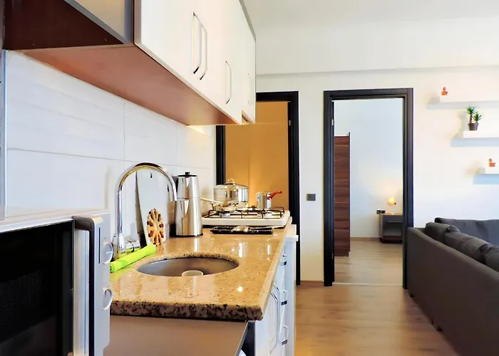 Chic Flat 10 Min To Lara Beach In