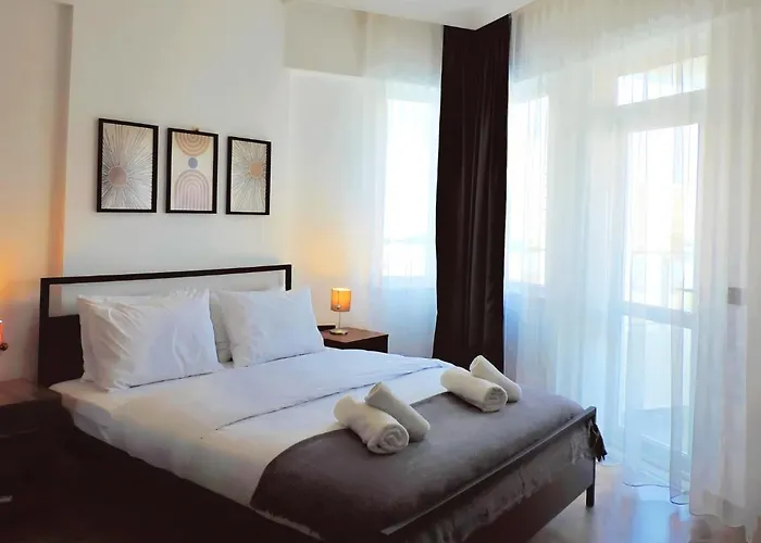 Chic Flat 10 Min To Lara Beach In