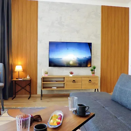 Chic Flat 10 Min To Lara Beach In