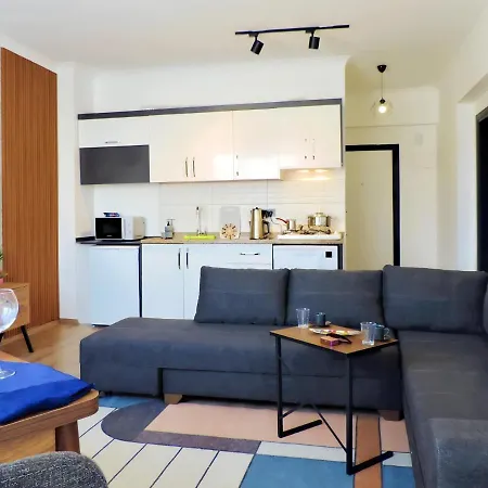 Chic Flat 10 Min To Lara Beach In アンタルヤ