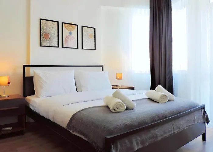 דירה Chic Flat 10 Min To Lara Beach In אנטליה